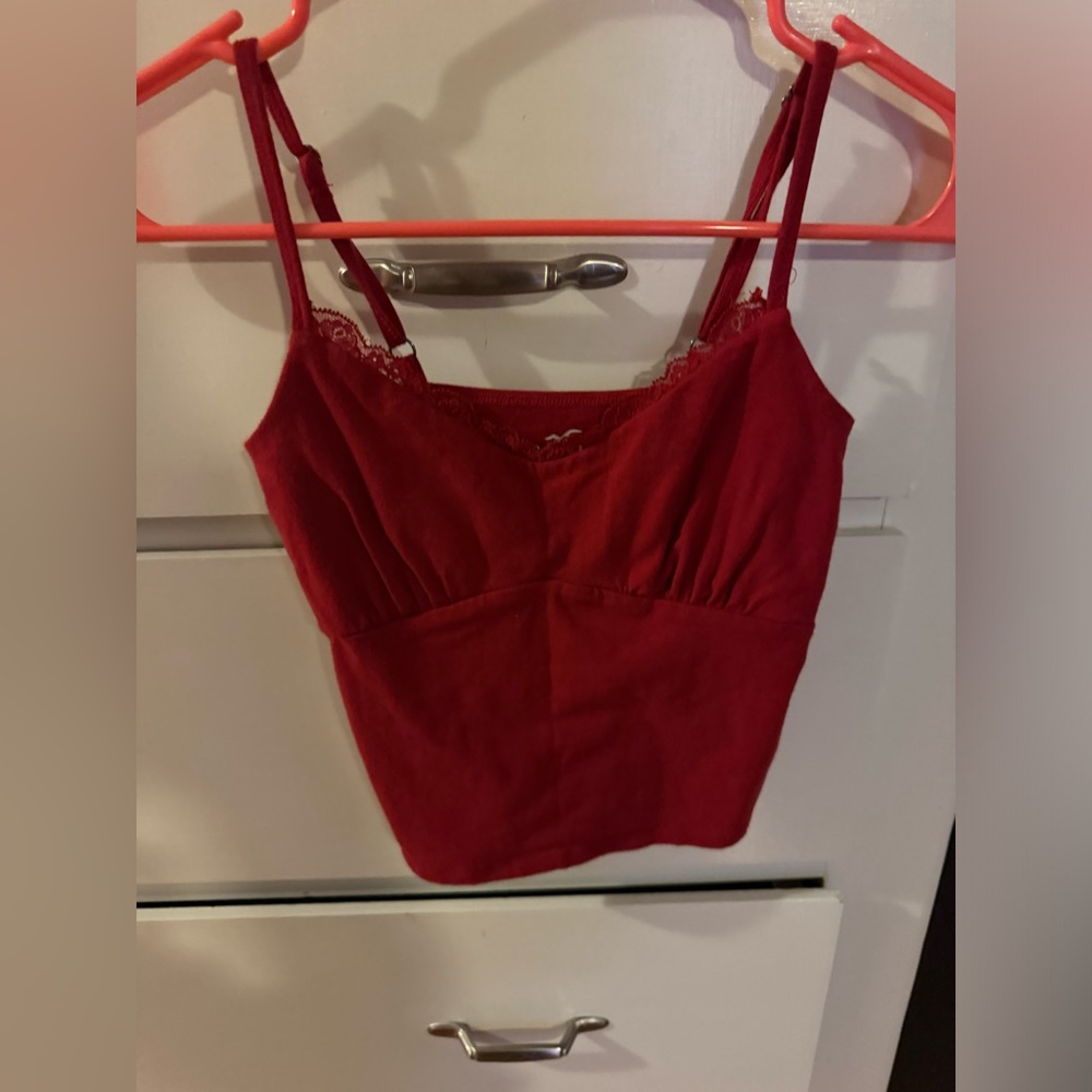 red tank top